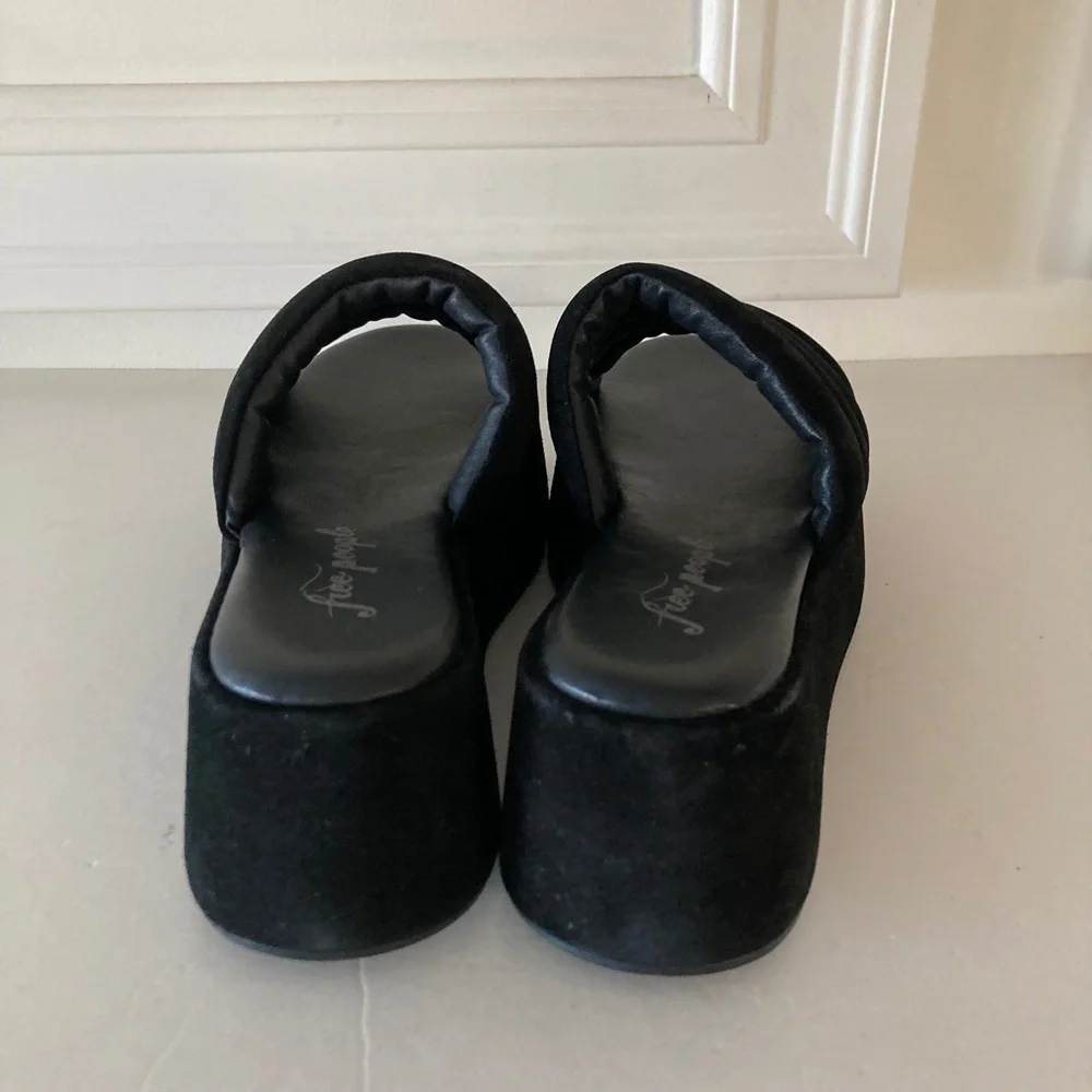 NWOT Free People Almost Paradise Black Suede Slip On Platform Sandals